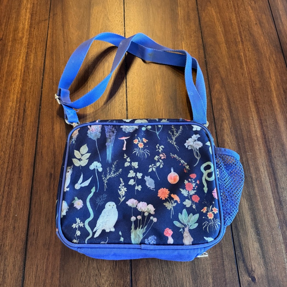 Pottery Barn Teen Gear-Up Harry Potter Herbology Cold Pack Lunch Bag‎ - Picture 2 of 8